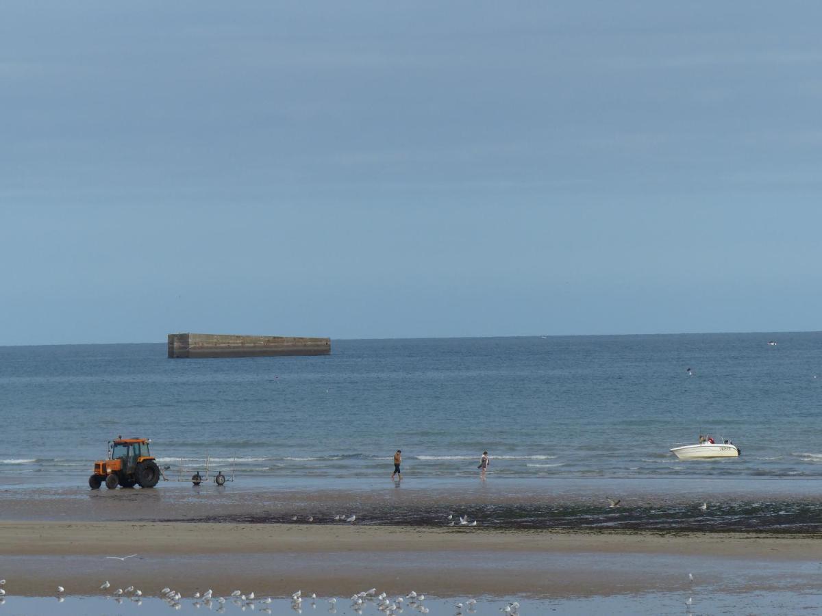 Le Ruban Bleu Face A La Mer Arromanches-les-Bains Ngoại thất bức ảnh